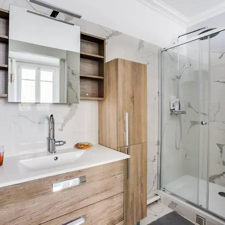 Trocadero Apartment *